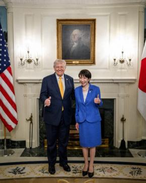 トランプ氏と高市氏、並んで笑顔 ホワイトハウスが写真投稿