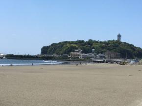 江の島で20代男性が海に転落し死亡　友人と遊びに来て足滑らせ