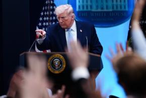 トランプ氏、イランの発電所や橋を「4時間で破壊」　軍事力誇示