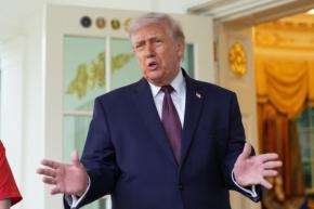 トランプ氏「イランは協議望んでいる」 核巡る交渉継続に意欲