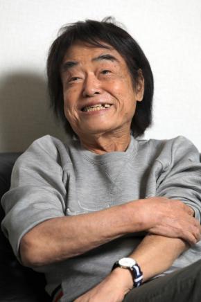 東海林さだおさん死去　88歳　毎日新聞で「アサッテ君」40年