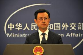中国外務省、日本の武器輸出原則容認に「深刻な懸念」表明