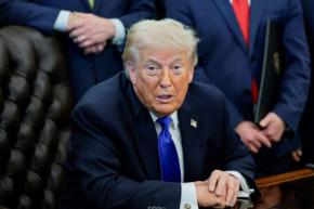 トランプ氏、軍幹部と協議　イランに再攻撃ちらつかせ譲歩狙うか
