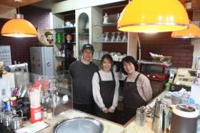 昭和レトロの雰囲気を求めて 大阪・岬町の「喫茶ロータリー」