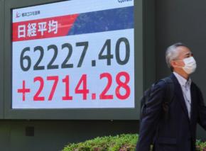 日経平均、一時6万2000円台　取引時間中初　戦闘終結へ期待