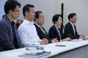 中道、旧宮家の男系男子養子案「認めることも」　皇族確保案了承