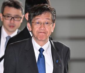 マイナカードの取得義務化 松本デジタル相「必要性の議論必要」