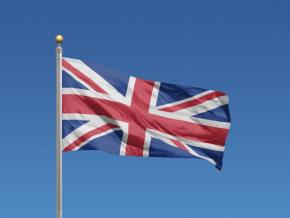 「AIと交際の同年代知人いる」 英国12~16歳男子の2割