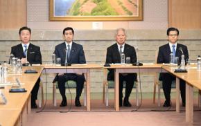 皇族数確保策、「養子は15歳以上」を想定 衆参正副議長が会談