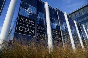 米軍、有事で投入戦力を削減へ　NATOに文書で提示　米報道