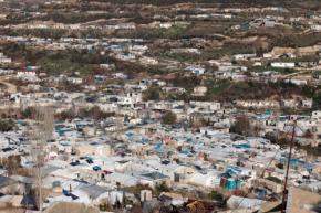 世界の難民数4160万人　国連、自立を促す支援に移行へ