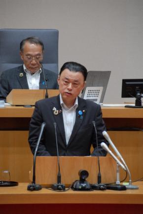 島根県知事、ぼうこうがんを公表　知事選は「治療した上で判断」