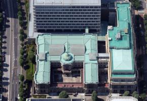 日銀、政策金利1％に利上げ　インフレ警戒　31年ぶり高水準