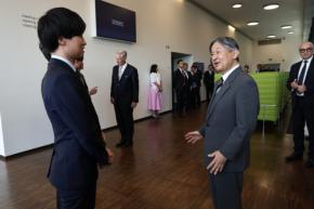 天皇陛下「素晴らしい施設」 ベルギーの半導体研究機関を視察