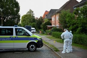 ドイツ銃撃の容疑者、親権巡るトラブルか　母子支援施設6人死亡