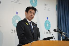 夏休みの学校など一部開放、文科省が全国に要請へ 居場所を確保