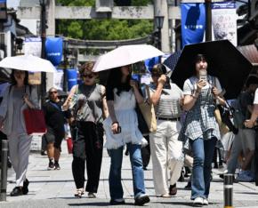 福岡・太宰府で39.3度　12日も西日本各地で猛暑日予想