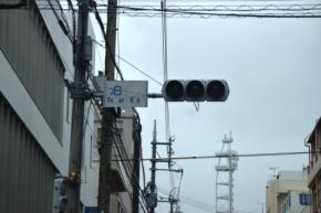 大型で強い台風9号　沖縄で12人軽傷、2万7000戸停電も