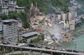 中国・重慶市で土砂崩れ　8人死亡、34人行方不明