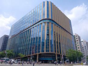 博多駅前の新ランドマーク「西日本シティビル」開業 新店舗続々