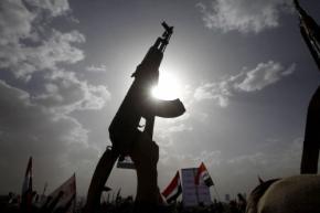 サウジアラビア主導連合軍、イエメン・フーシ派の軍事施設を空爆