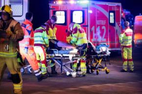 独政府「テロ攻撃」との見方 性的少数者イベントに車、1人死亡