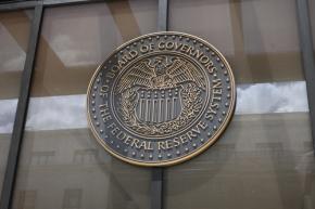 米FRB、政策金利据え置き　中東情勢の混迷長期化で様子見