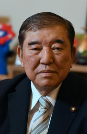 「穴開く分どこから」石破前首相、高市政権の消費減税方針を批判