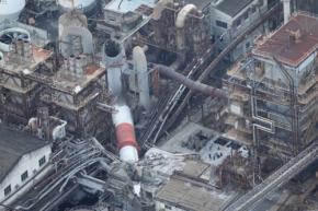 日本製紙社長、9人死亡「重く受け止める」　工場再開見通せず