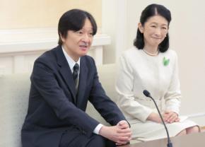 秋篠宮さま、改正皇室典範に「天皇陛下が話されたことその通り」