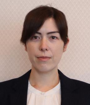 小野田紀美氏が靖国参拝　経済安保担当相　終戦の日