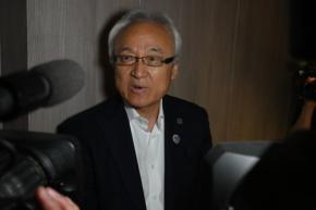 福岡県議会の「ドン」蔵内議長、議員辞職へ 金銭授受疑惑巡り