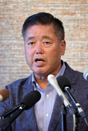 沖縄知事選、下地幹郎氏が出馬断念を発表 「自民と政策協定」