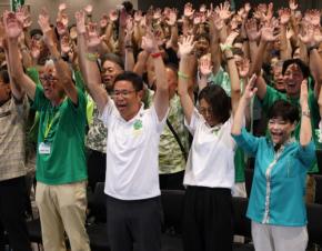 当選確実の古謝氏「敬意表し、県政を前に進める」　沖縄知事選