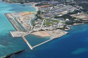 辺野古米軍キャンプ・シュワブ前で市民が怒りの声 古謝氏当選で