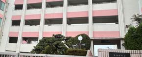 学級写真を突然、廃止　小学校PTA会長が辞意「これ以上は…」