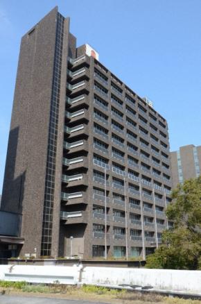 春高バレー強豪・氷上高元顧問を停職6カ月　生徒会費を不正受給