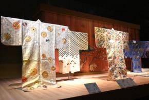 幻の「定家本」5帖、同時展示 京都国立博物館で「源氏物語」展