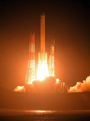 火星衛星探査機「MMX」打ち上げ 世界初の試料持ち帰りに挑む