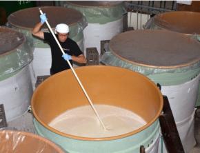 「まろやかな味わいに」　猛暑落ち着き、新酒仕込み本格化　京都
