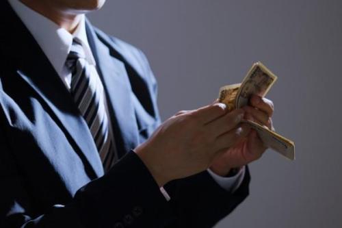 【注意喚起】ポンジスキームとは？具体的な手口や見分け方をわかりやすく解説