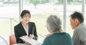 「年金があるから大丈夫？」お盆の帰省で見直す親の老後家計