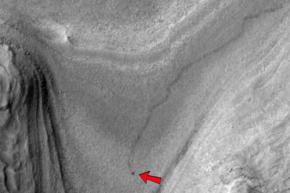 火星をひとりぼっちで探査する「キュリオシティ」が宇宙から捉えられる！