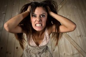 「小さいことでキレ過ぎ」人は何歳から怒りのコントロールが上手くなるのか？