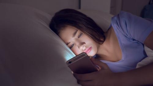 「楽な娯楽」は人生を薄める?「ちょいムズ余暇」のすすめ