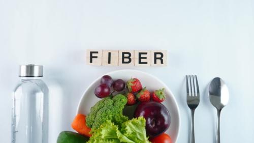 『繊維神話』を科学が覆す。本当に便秘に効く食べ物は?