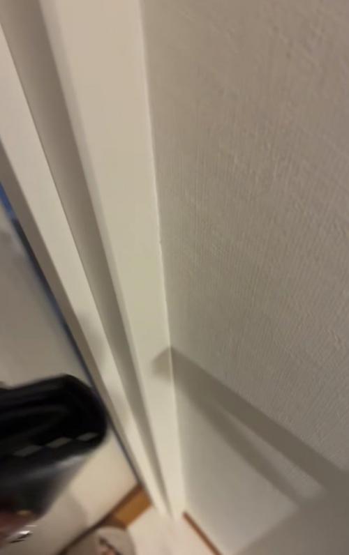 ドア
