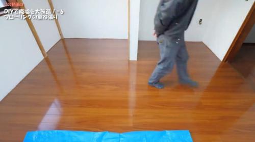 張り替えたばかりのフローリング