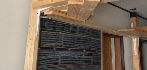 部屋に設置されているキャットウォーク