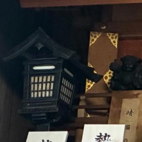 家の中で『物音』がして様子を見に行ったら、『神棚の中』に……『予想外の瞬間』に３万いいね「神の使い」「違和感がまったくない」と反響